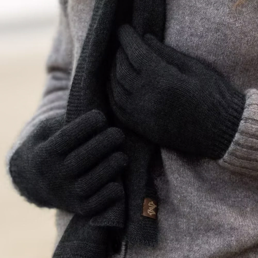 Noble Wilde Glove