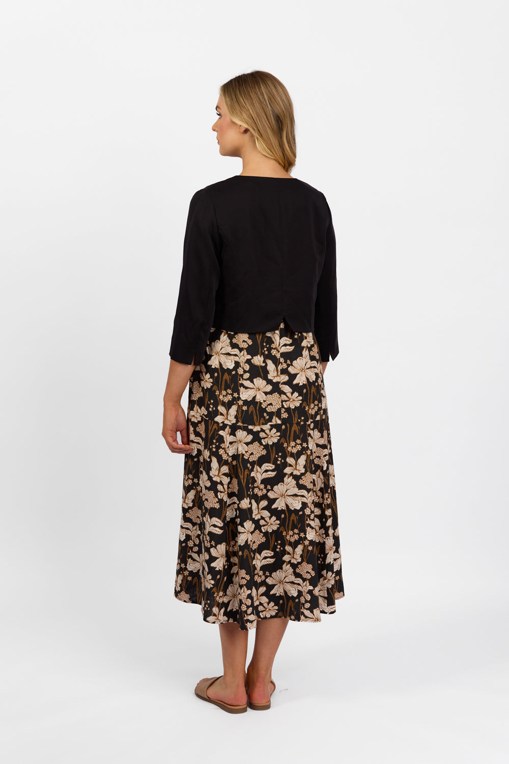 Vassalli 3/4 Sleeve Single Button Cropped Jacket