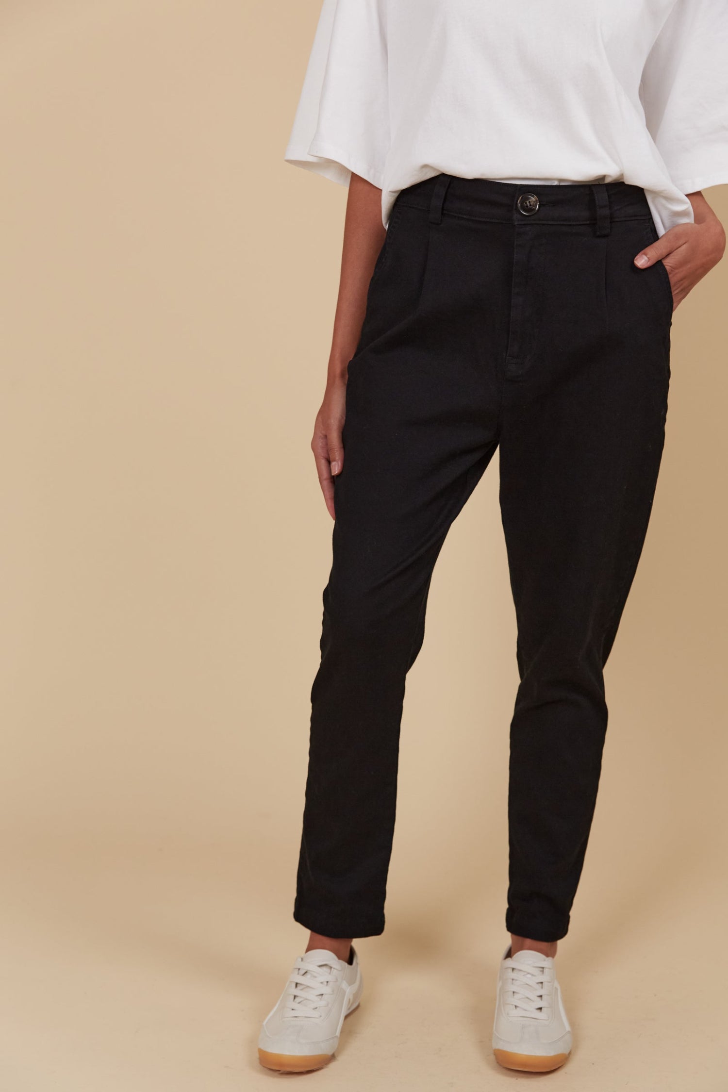 IsleOfMine Artemis Pant