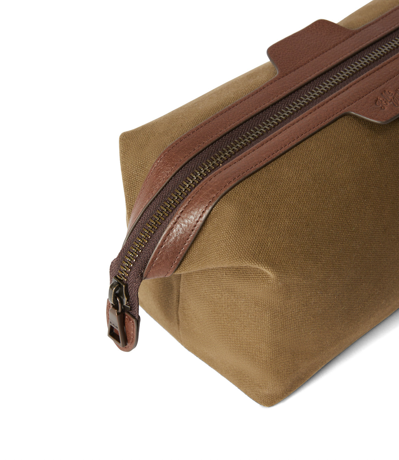 R.M.W Barrenjoey Wash Bag