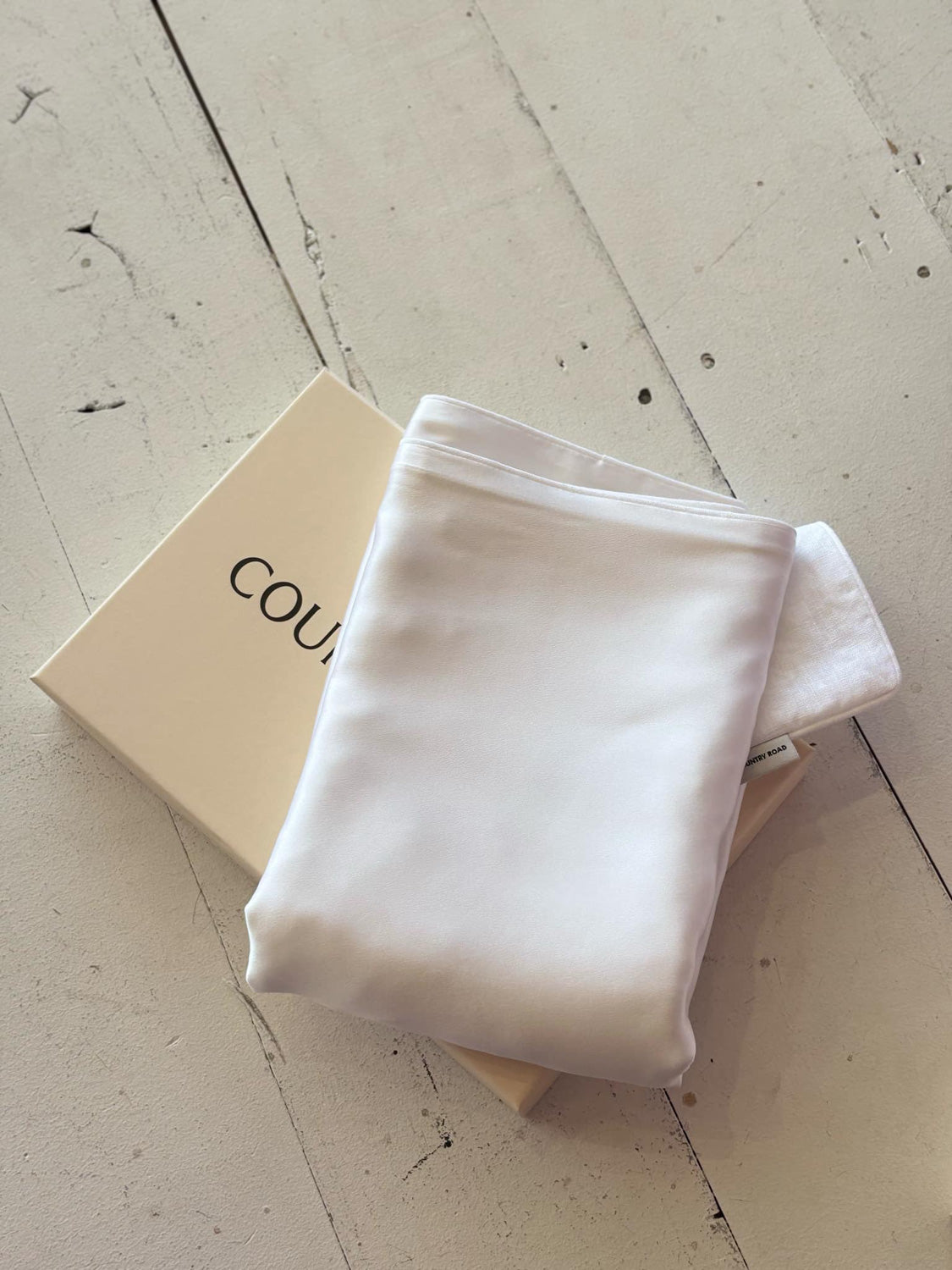 Country Road Silk Linen Pillowcase