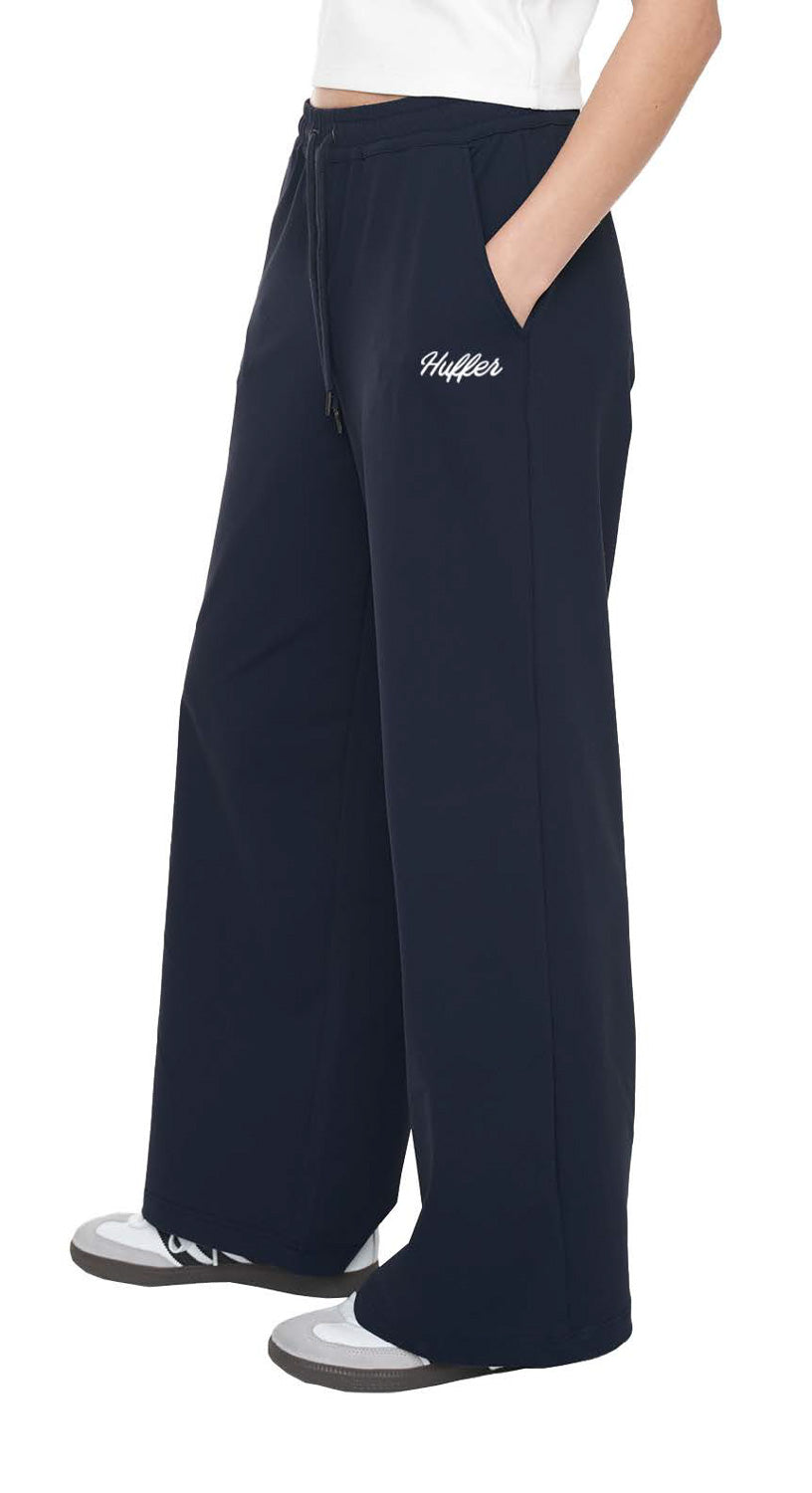 Huffer Straight Leg Trackpant