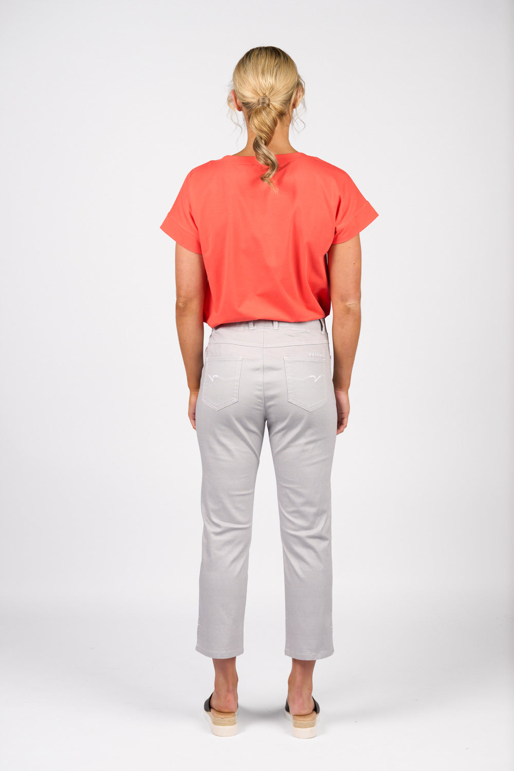 Vassalli Slim Leg 7/8 Lightweight Pull on
