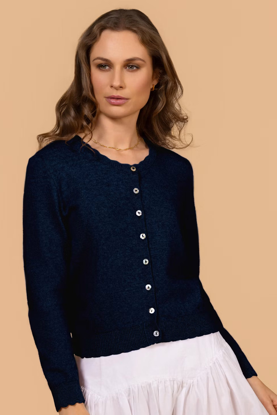 Noble Wilde Womens Scallop Cardigan
