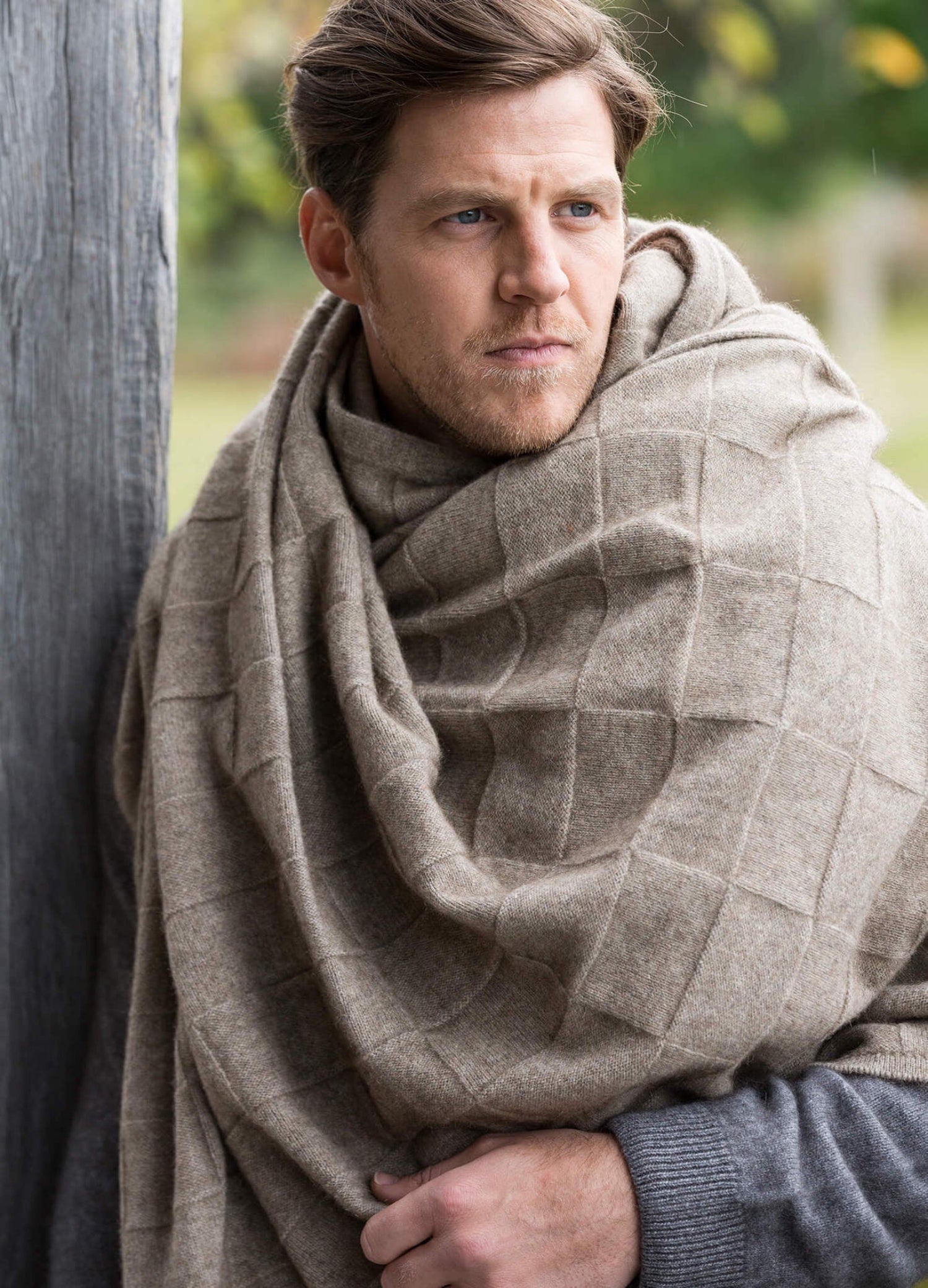 Noble Wilde Queen Throw
