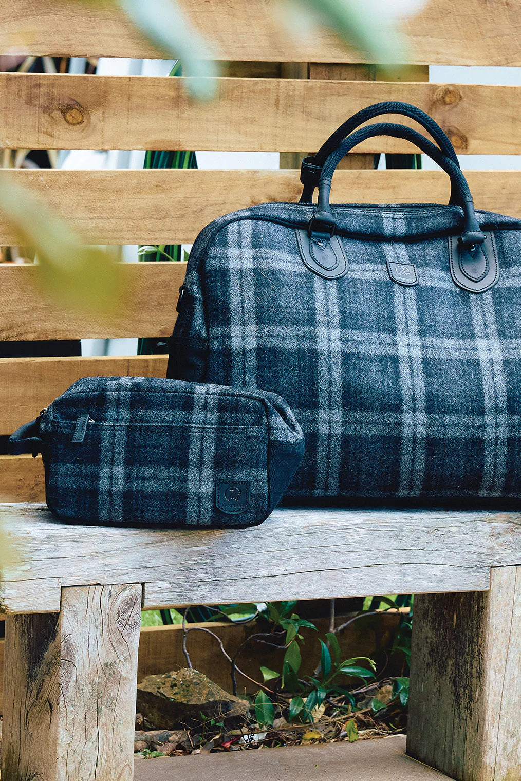 Swanndri Island Bay Wash Bag