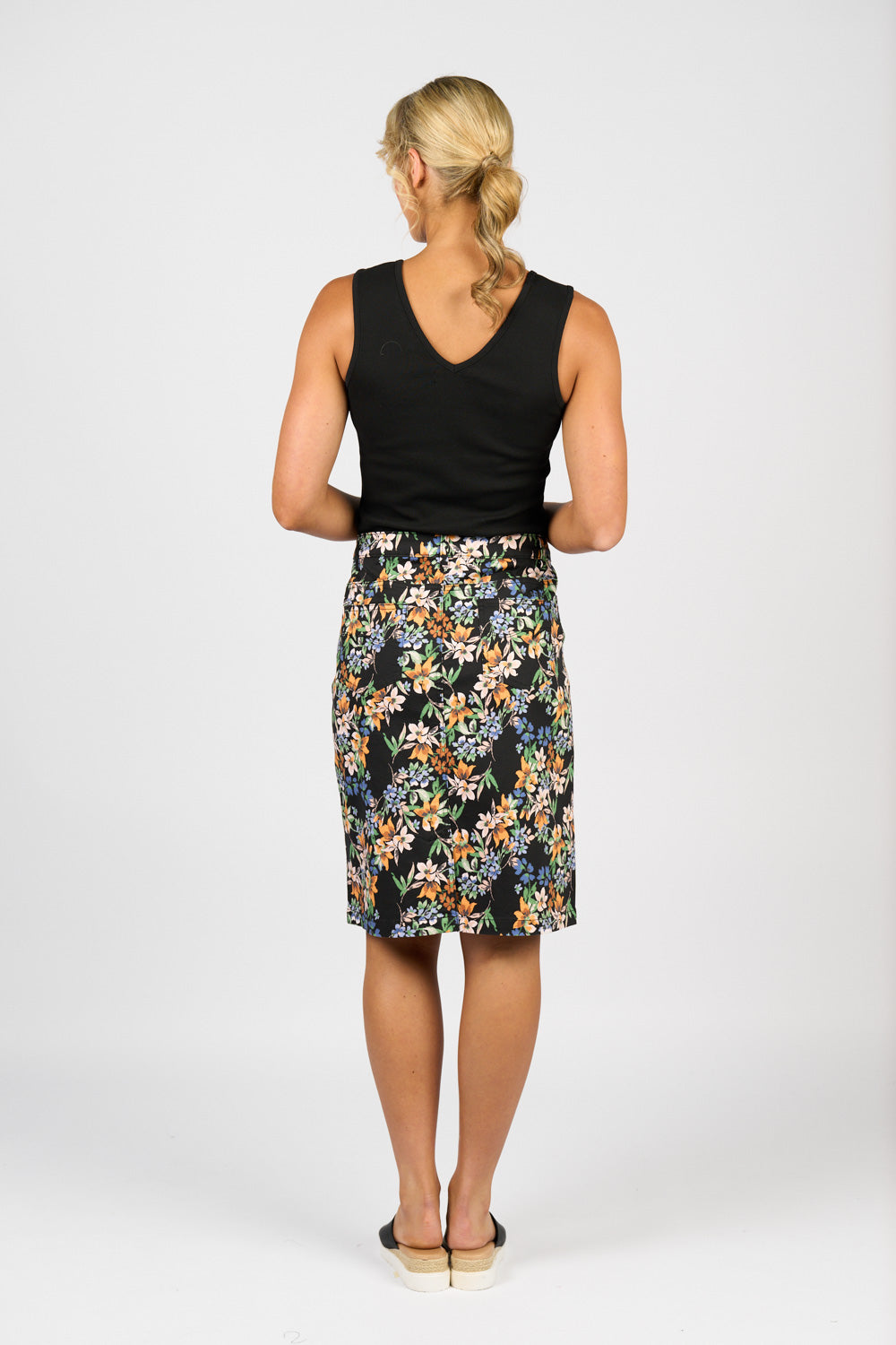 Vassalli Printed Lightweight Skirt With Centre Back Vent