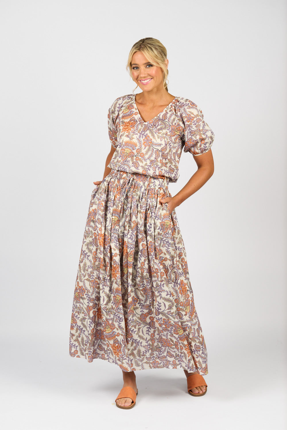 Vassalli Elastic Waist Maxi Skirt