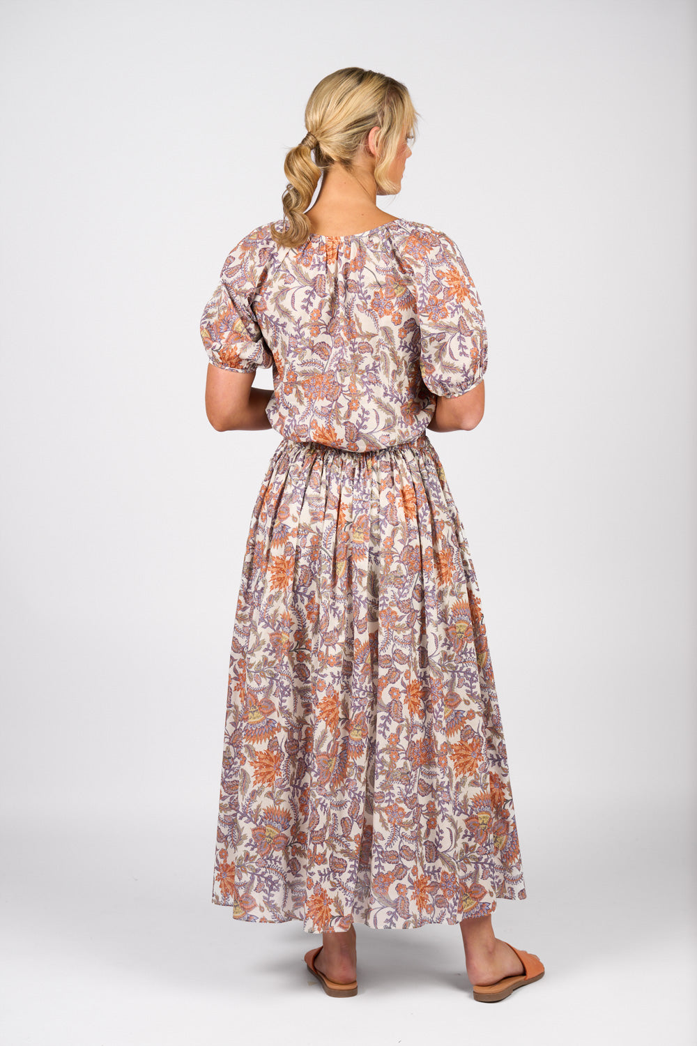 Vassalli Elastic Waist Maxi Skirt